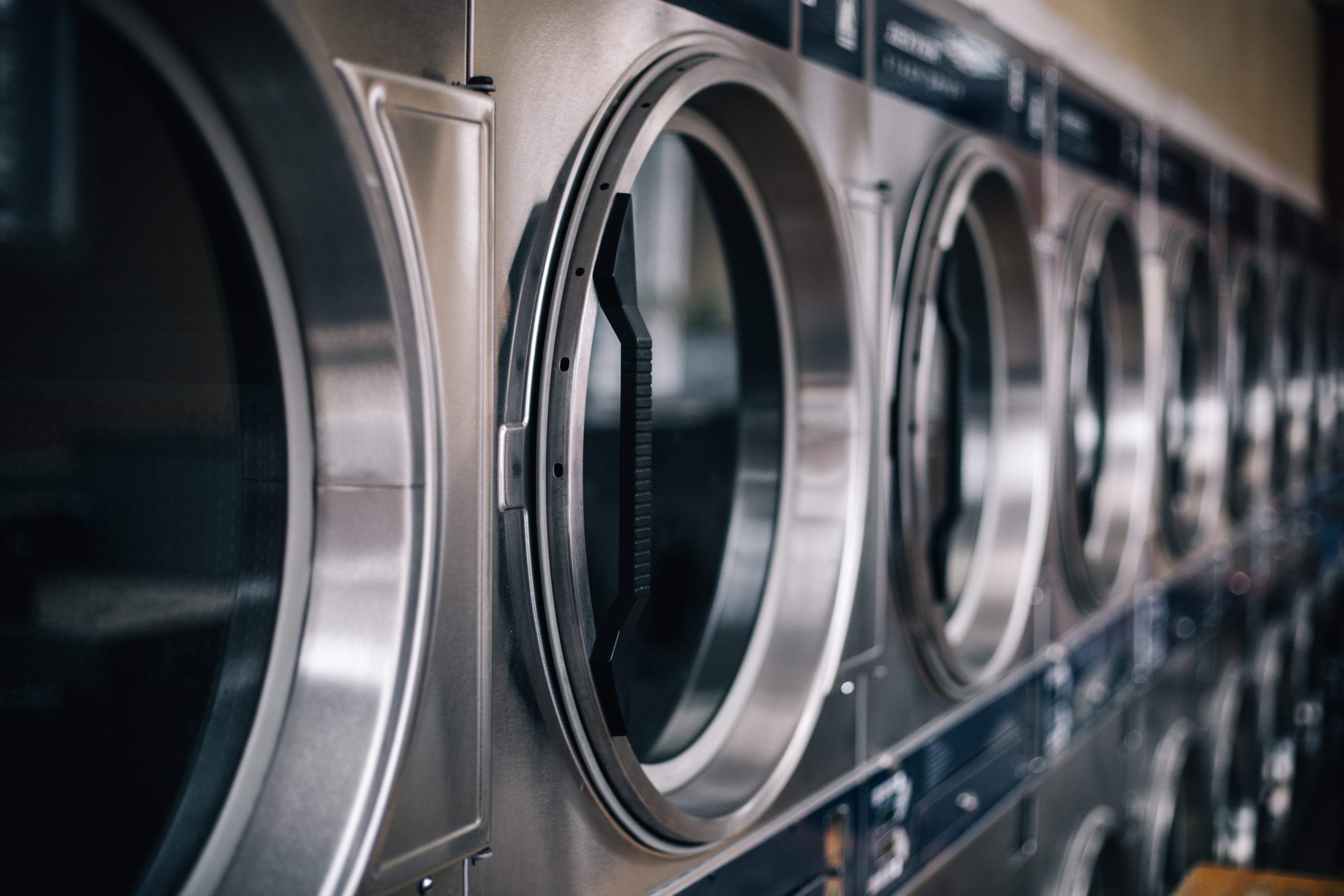 washing-machines-in-a-public-laundromat.jpg